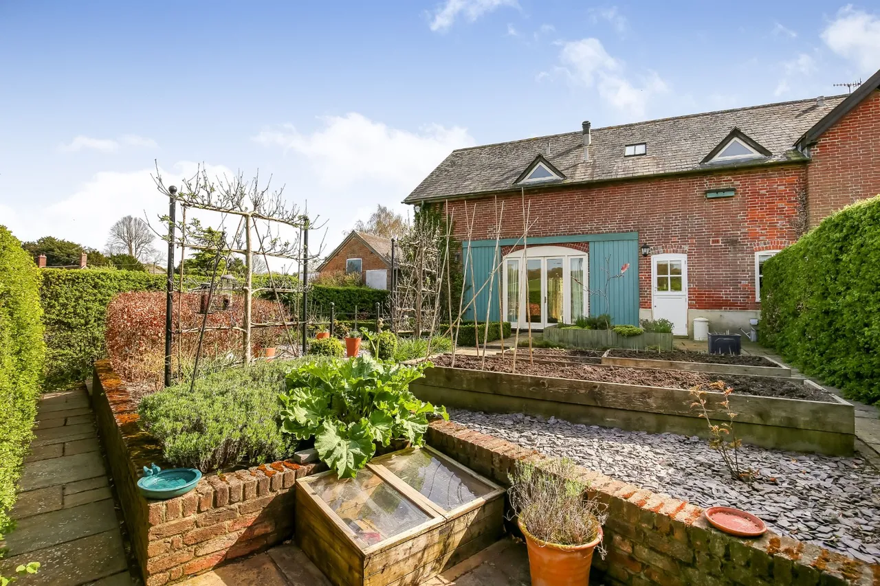 Bishopstone, Salisbury, Wiltshire, SP5 4AS, photo 13
