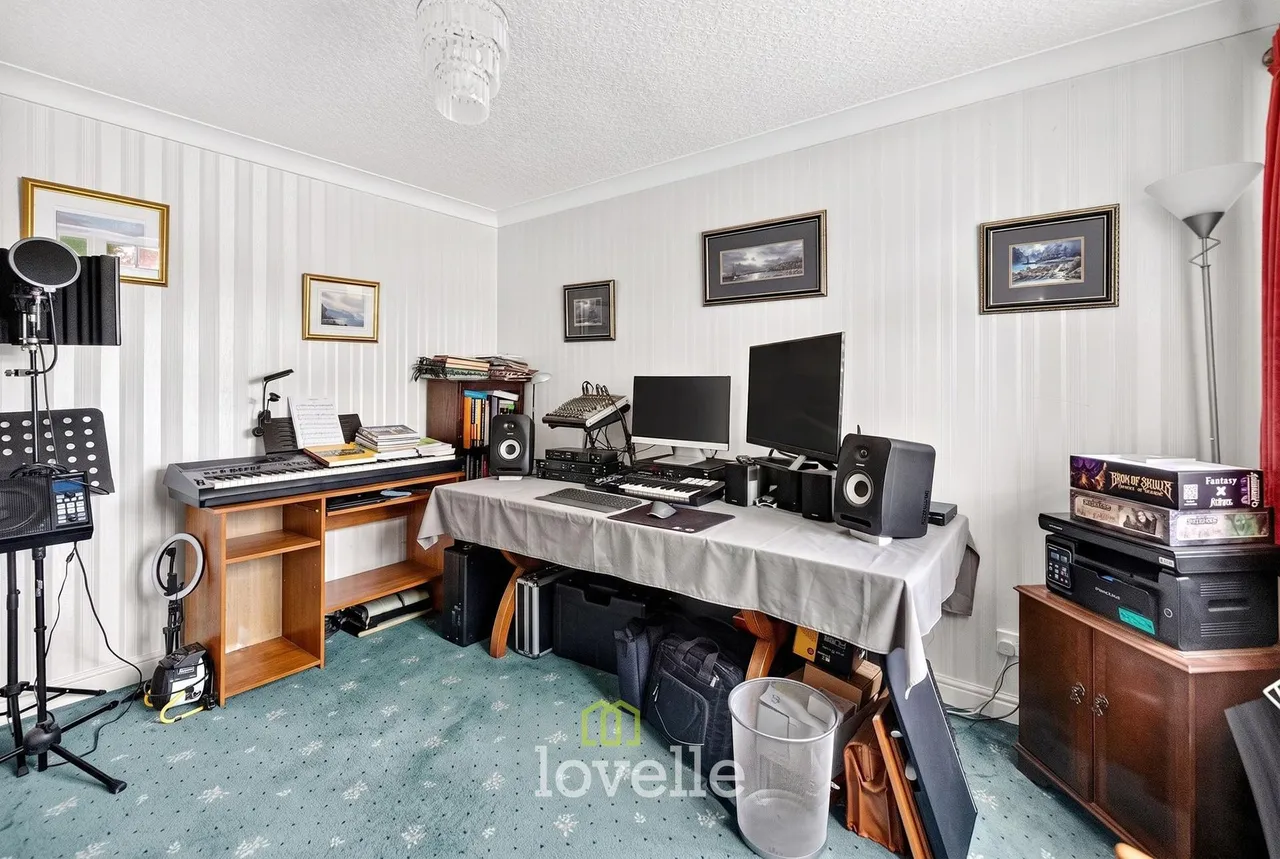 Carmen Crescent, Holton-Le-Clay, DN36, photo 14