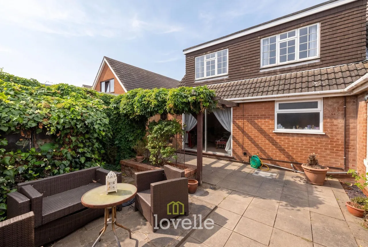 Carmen Crescent, Holton-Le-Clay, DN36, photo 3