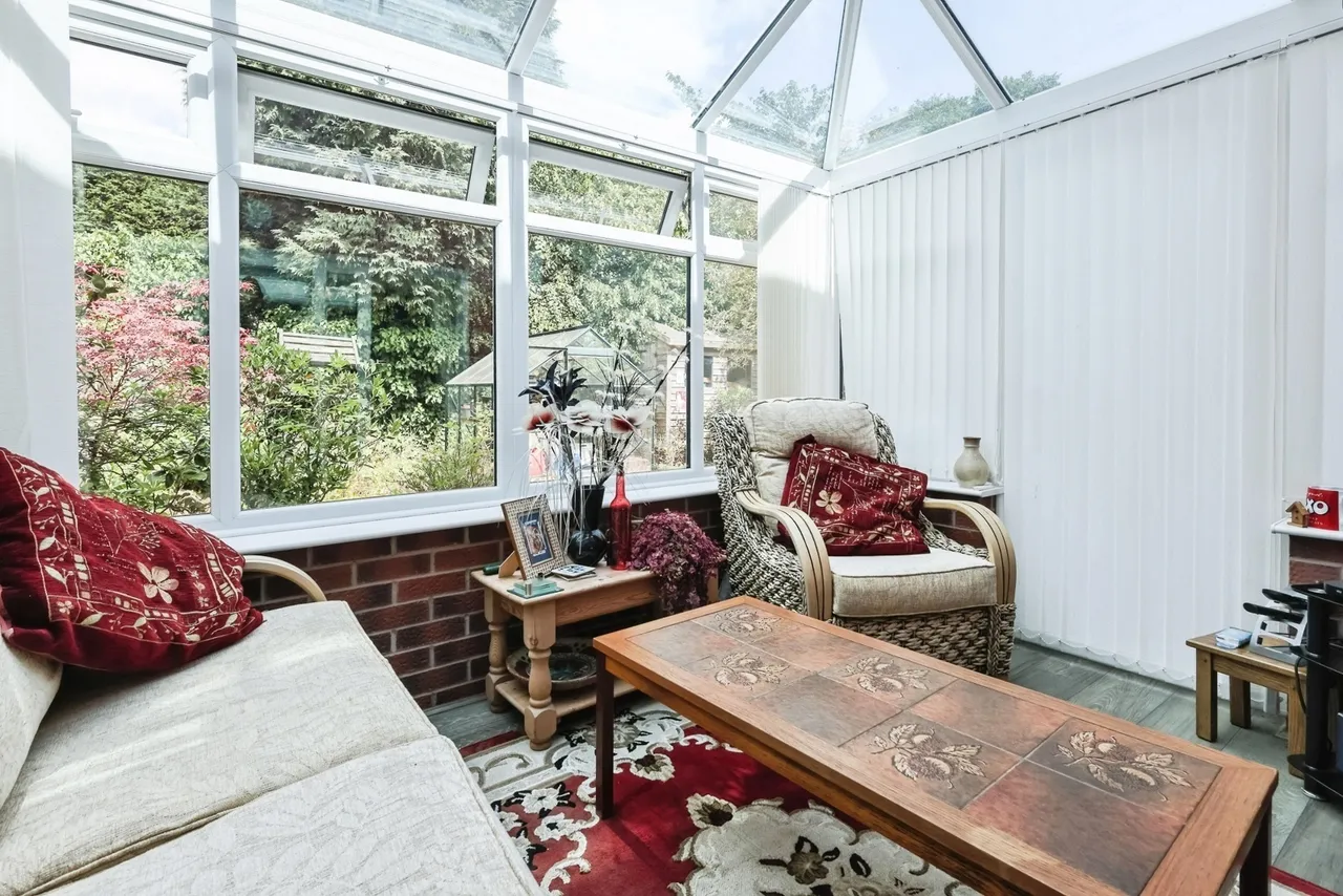 Warley Croft, Oldbury, B68, photo 8