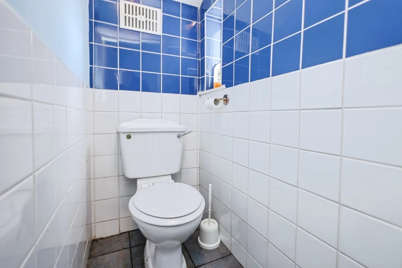 Warley Croft, Oldbury, B68, photo 16