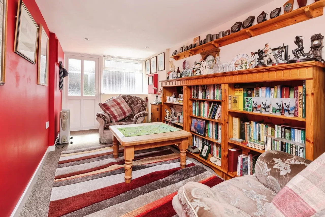 Warley Croft, Oldbury, B68, photo 9