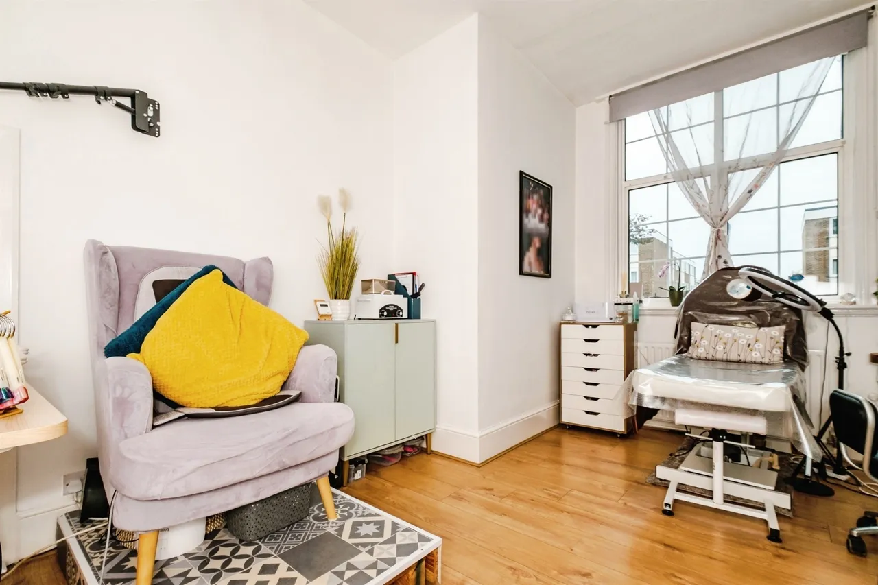 Bath Road, Worthing, BN11, photo 8