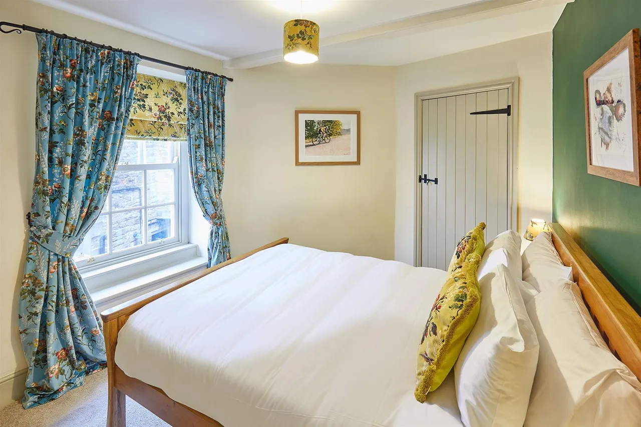 The Hill, Hawes, DL8 3QP, photo 13