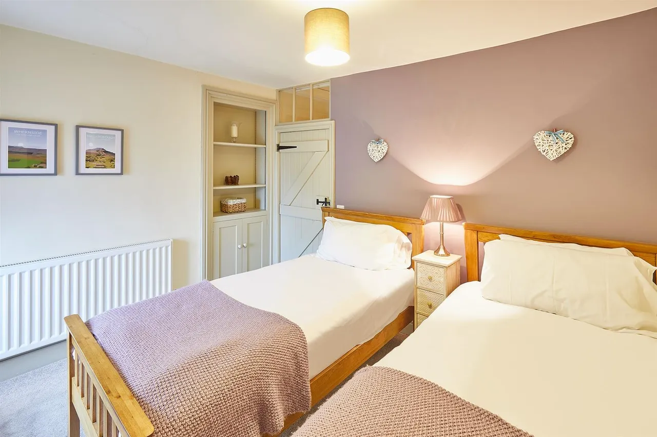 The Hill, Hawes, DL8 3QP, photo 18
