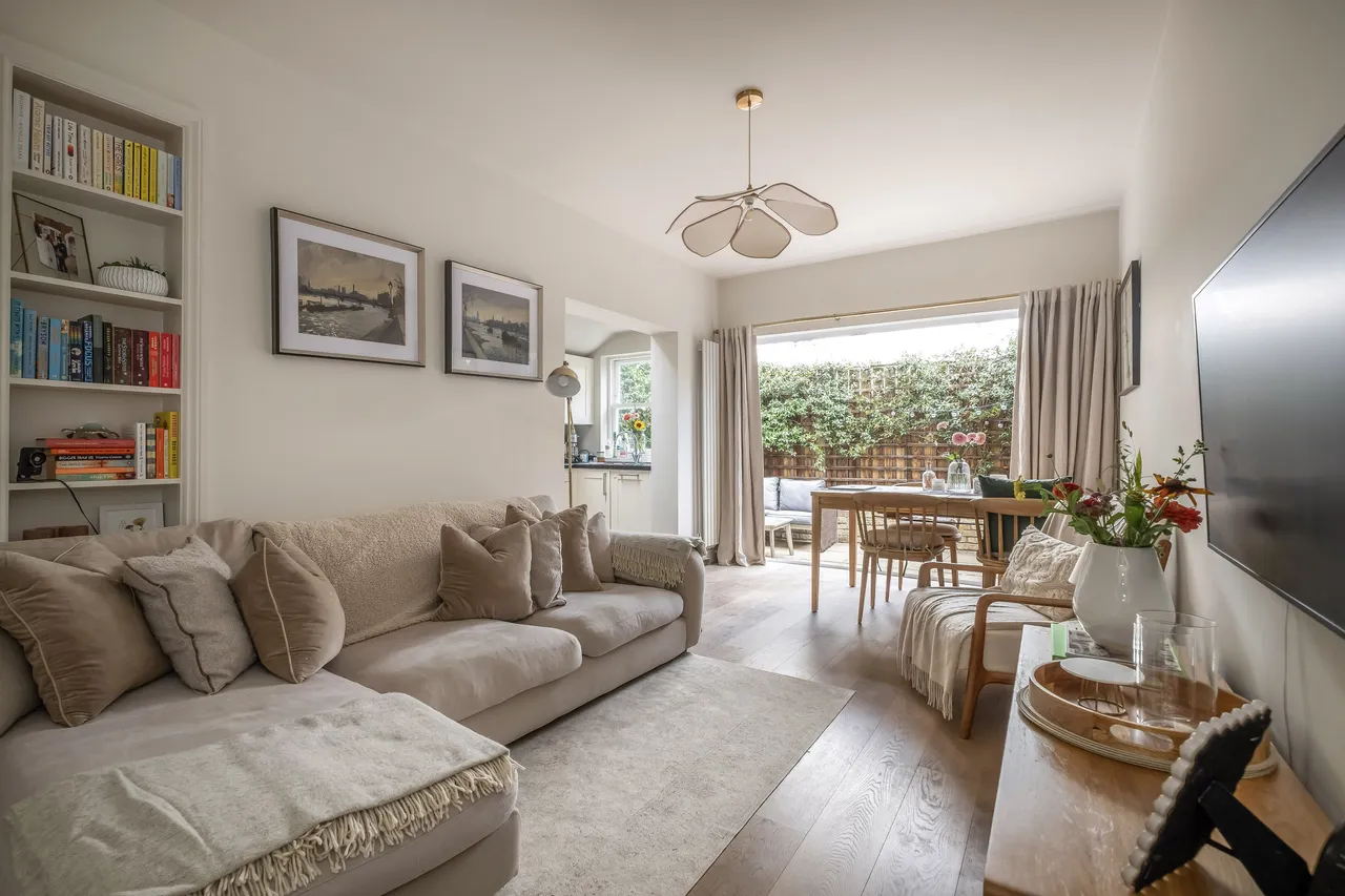 2 bed flat for sale — Burlington Road, London, SW6