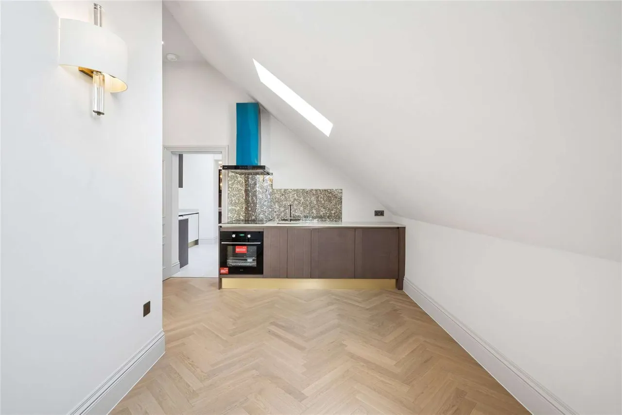 Haywards Close, Henley-on-Thames, Oxfordshire, RG9 1UY, photo 8