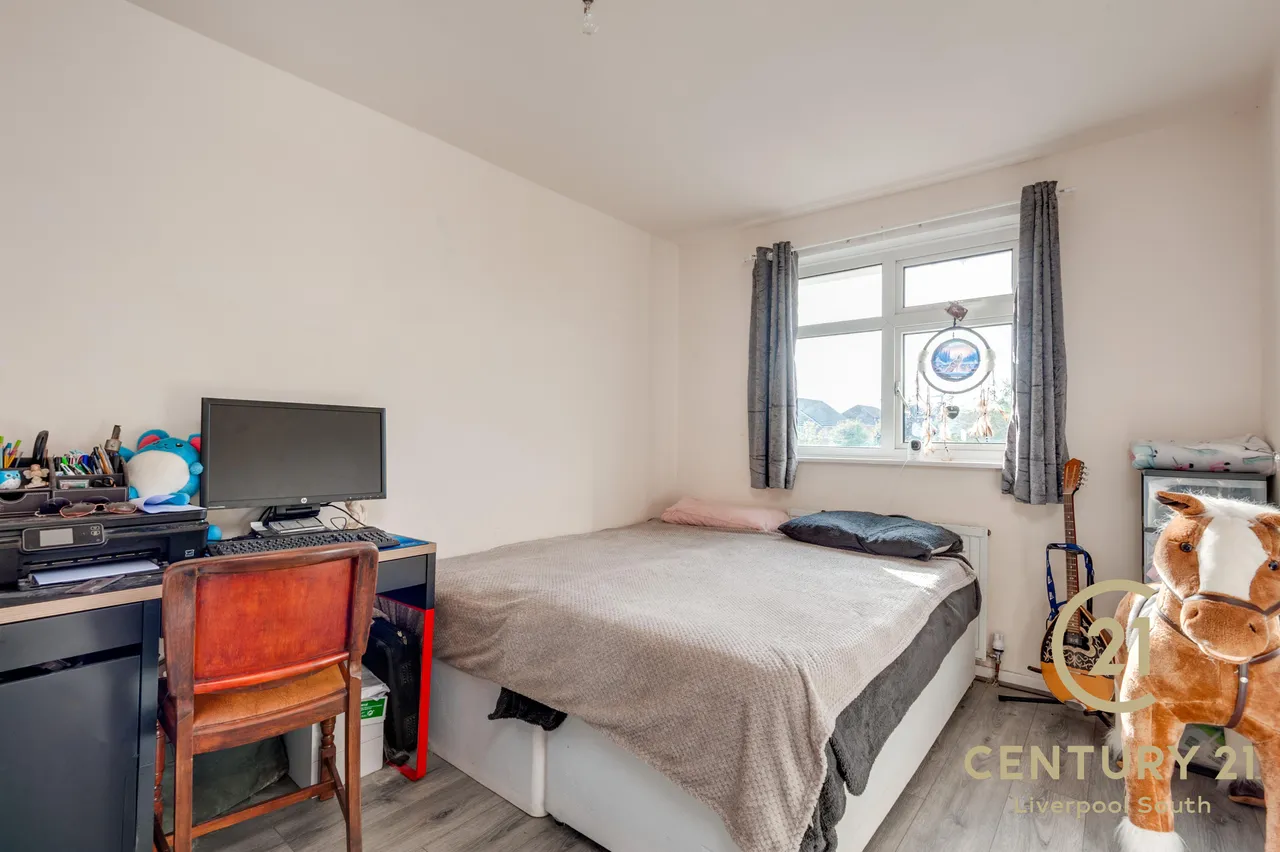 Arncliffe Road, L25, photo 13