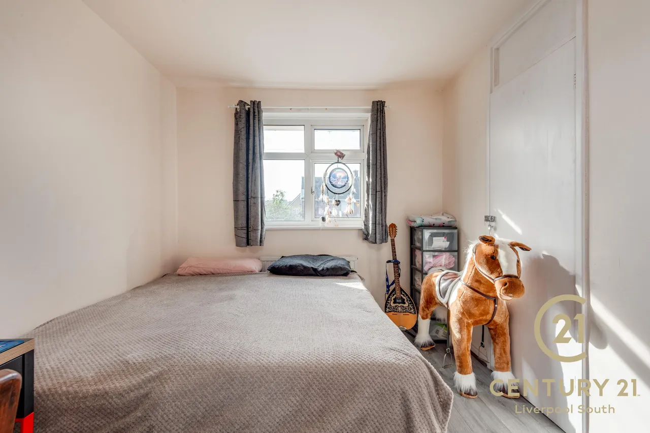 Arncliffe Road, L25, photo 14