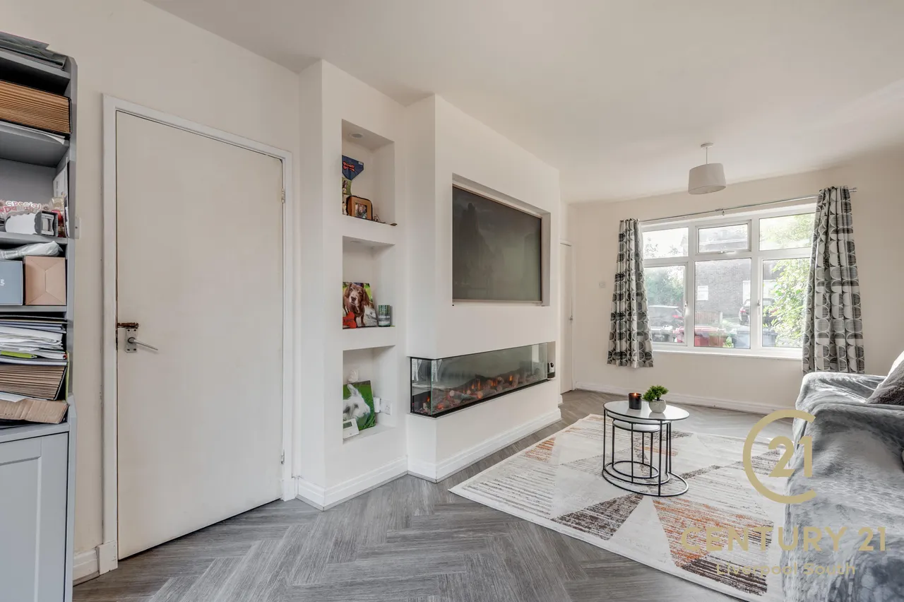 Arncliffe Road, L25, photo 2