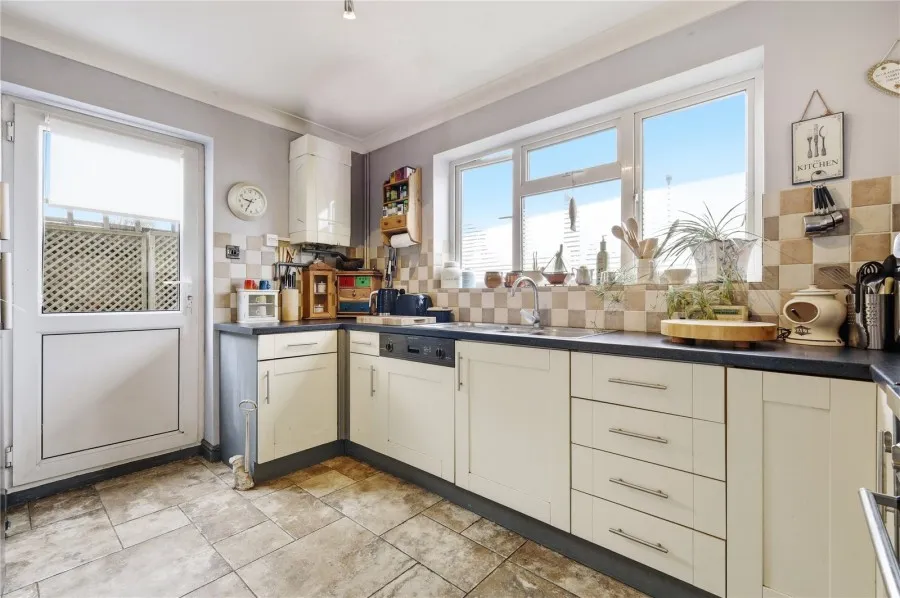 House Under Offer with 3 bedrooms in Saffron Walden, CB11, photo 20