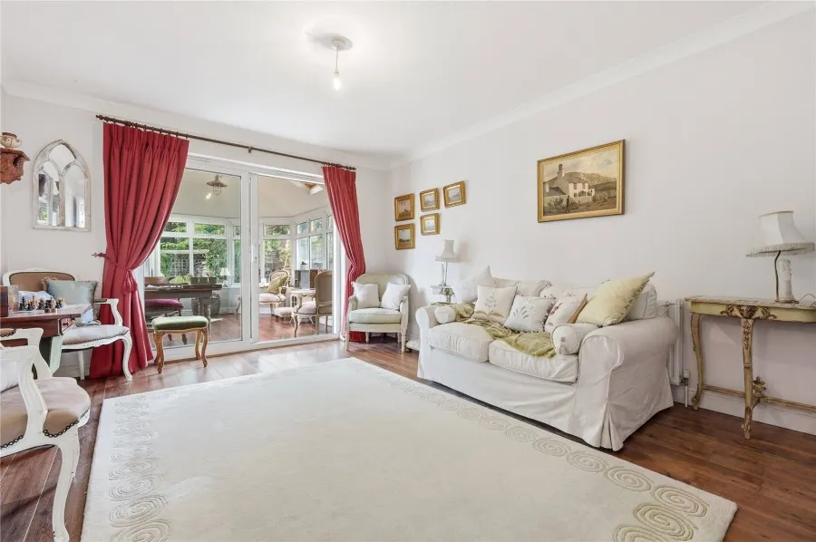 House Under Offer with 3 bedrooms in Saffron Walden, CB11, photo 6