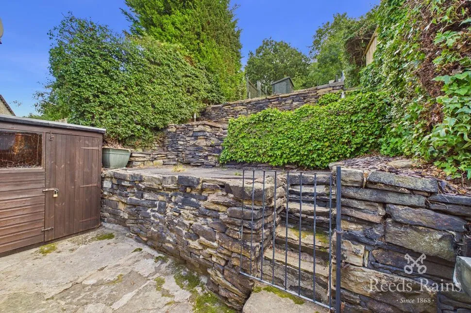 Lascelles Hall Road, Lascelles Hall, HD5, photo 11