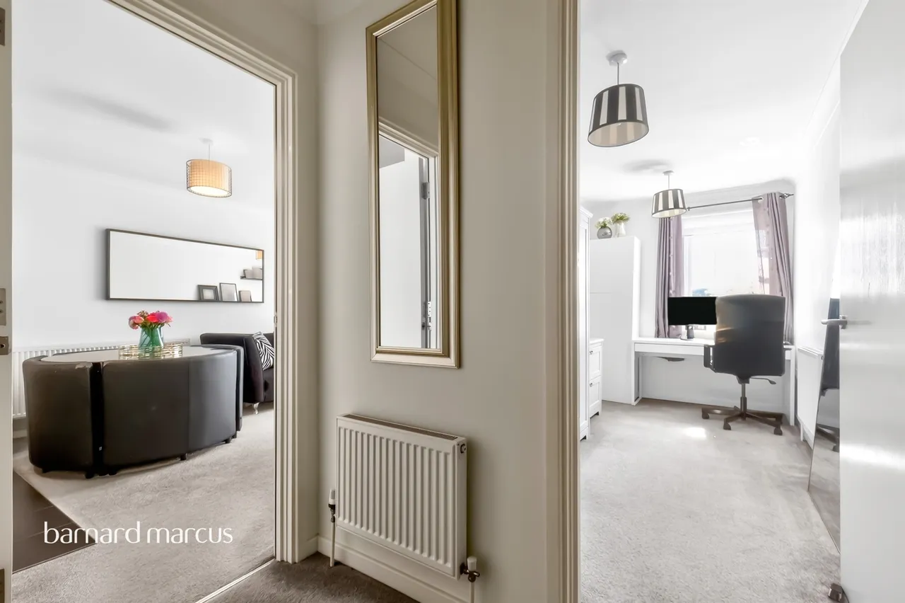 Kingston Road, Epsom, photo 5