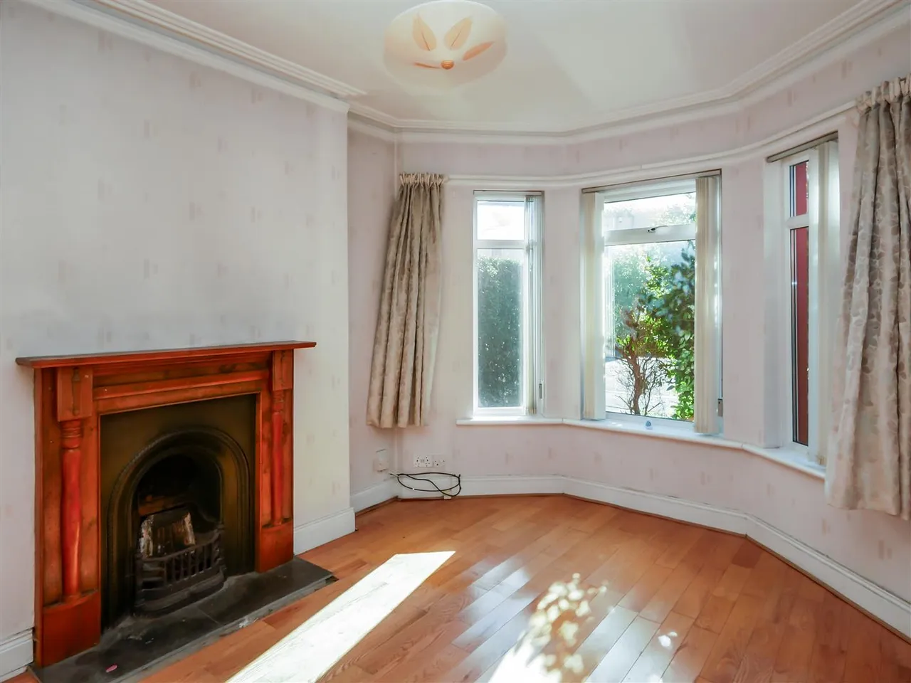 Haddington Gardens, Belfast, BT6, photo 3