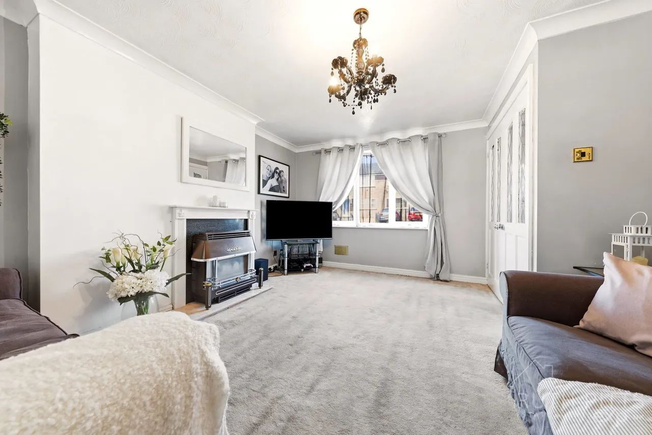 Beech Crescent, Castleford, WF10, photo 5