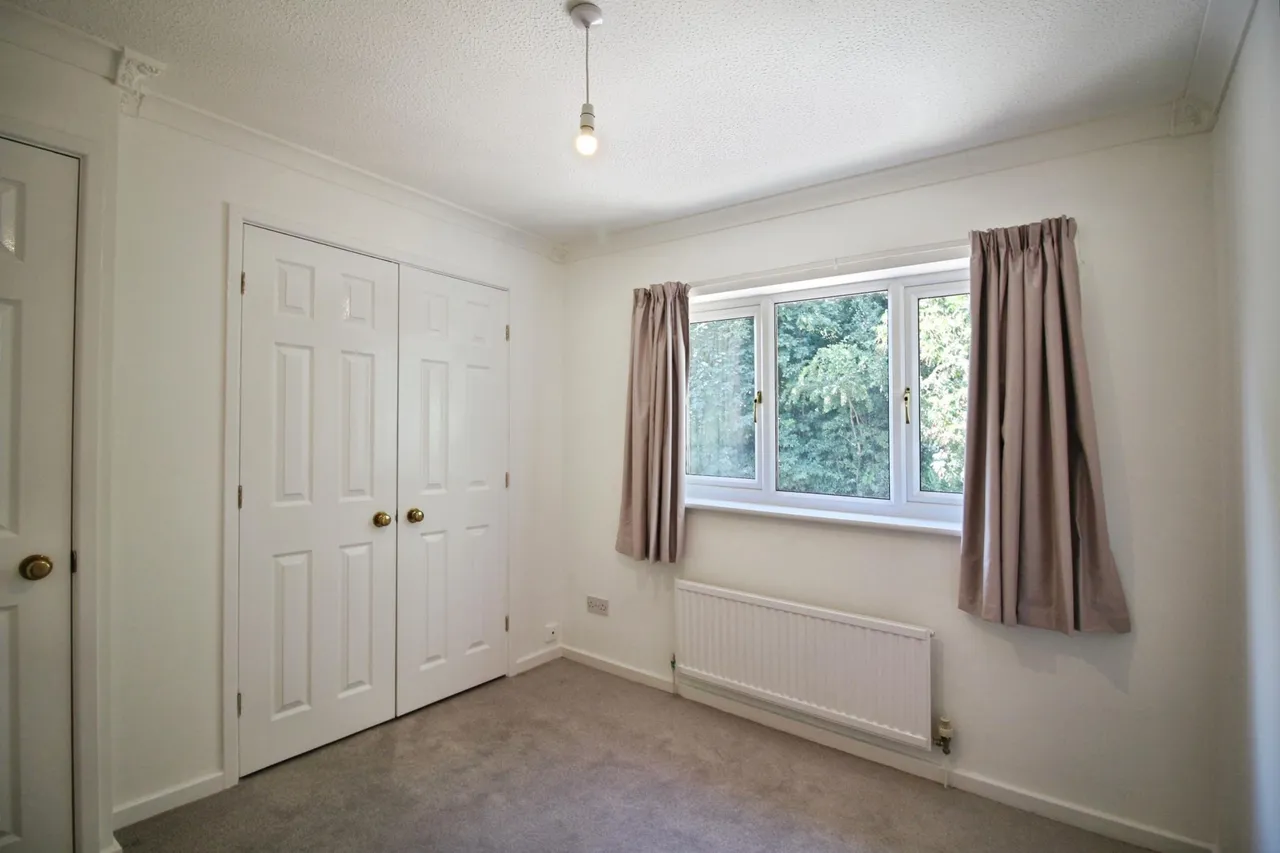 Meadow Vale, Outwood, WF1, photo 11