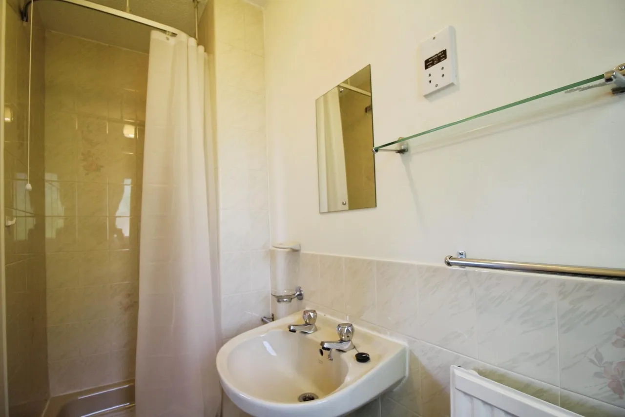 Meadow Vale, Outwood, WF1, photo 10