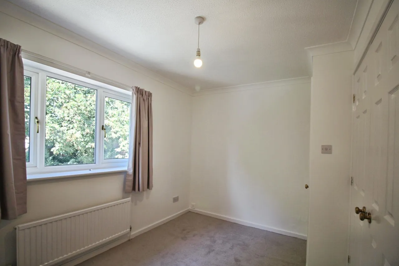 Meadow Vale, Outwood, WF1, photo 12