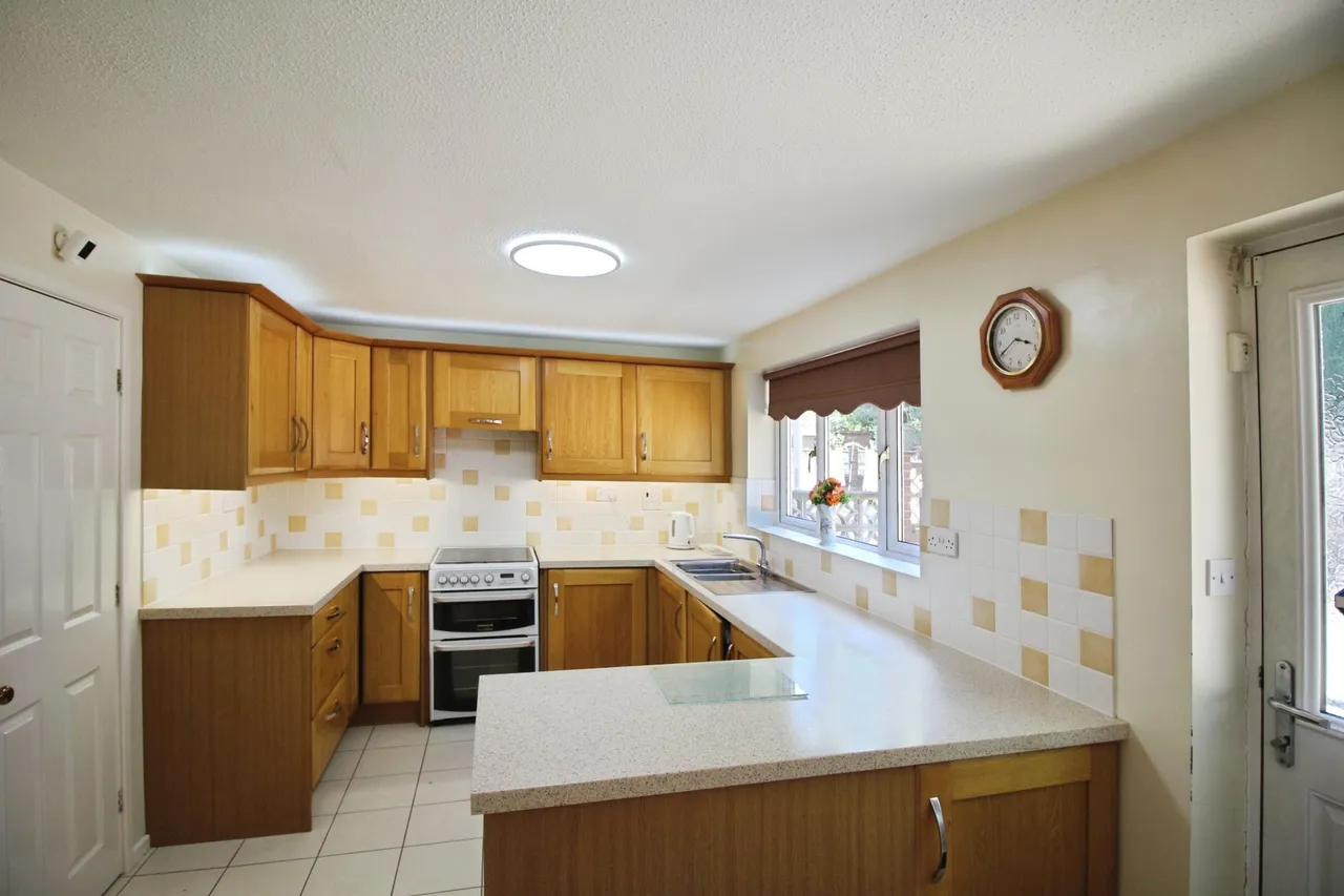 Meadow Vale, Outwood, WF1, photo 3
