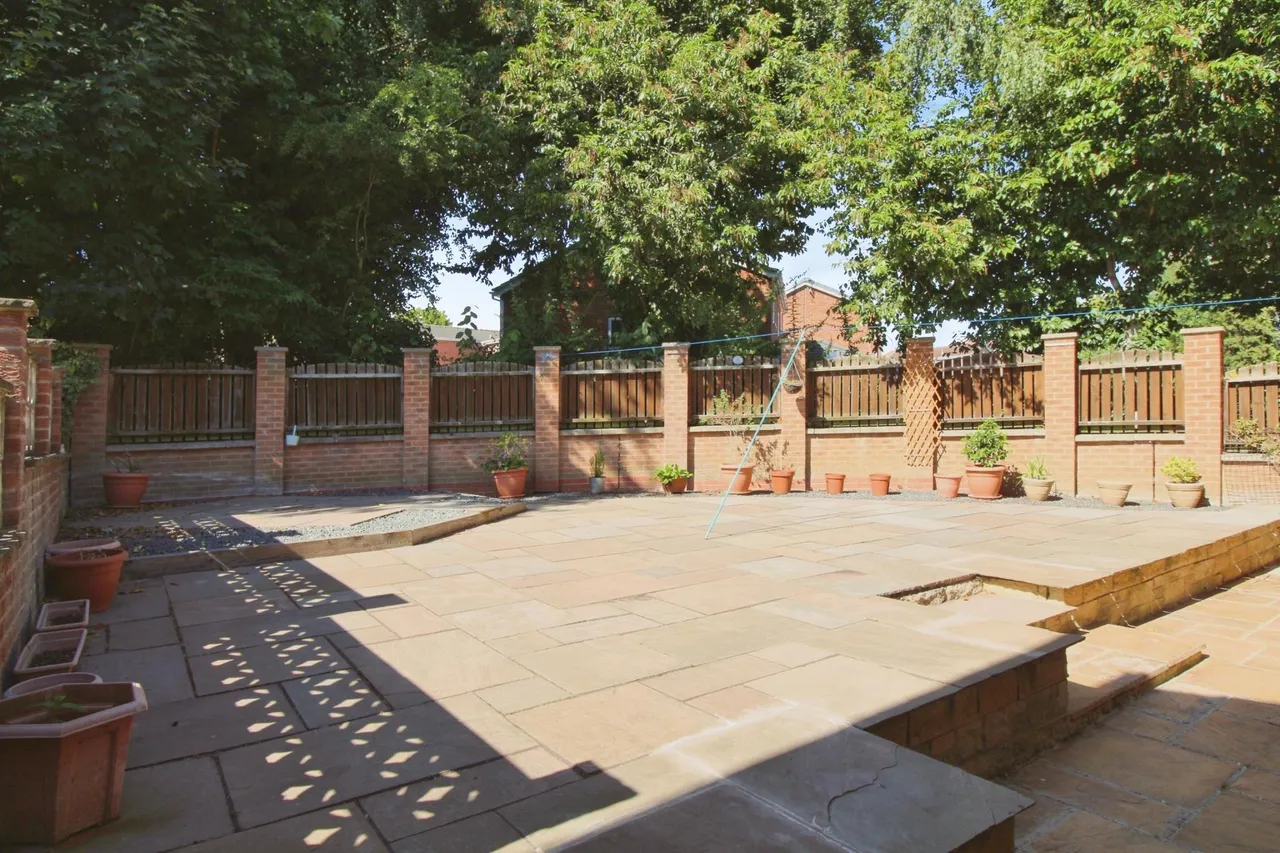 Meadow Vale, Outwood, WF1, photo 15