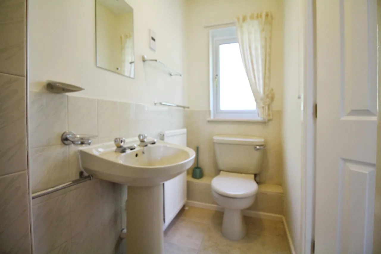 Meadow Vale, Outwood, WF1, photo 9