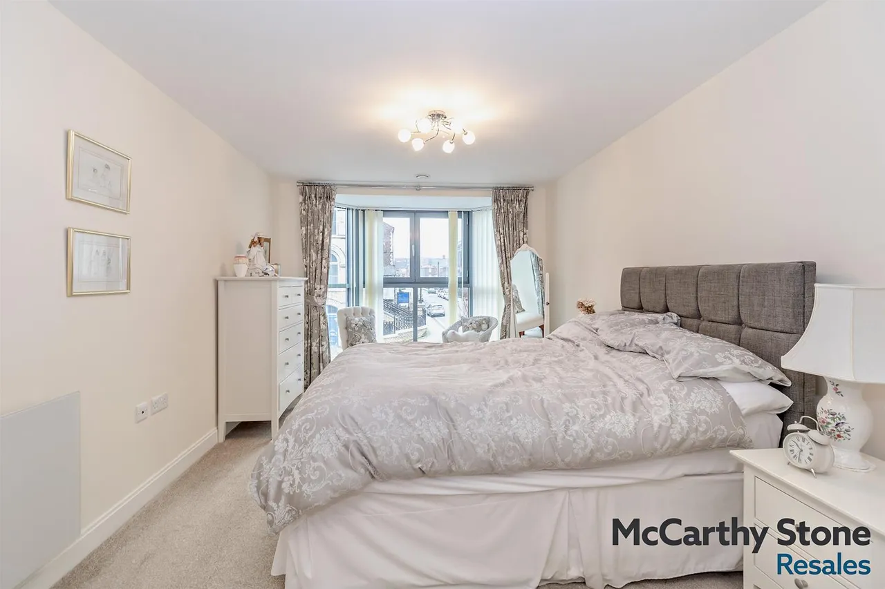 Bishophill Junior, York, YO1, photo 16