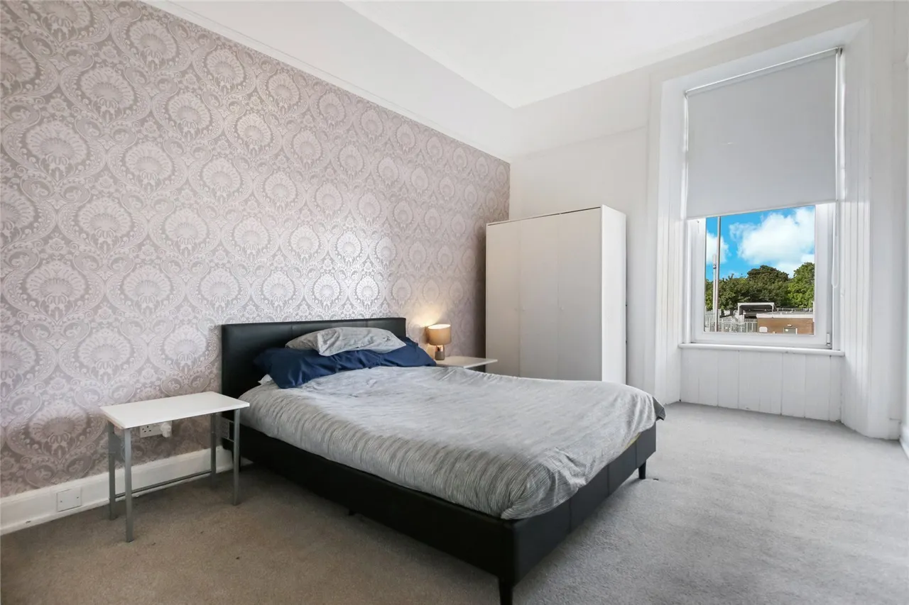 Clarkston Road, Muirend, G44, photo 17