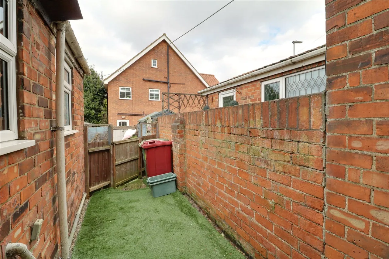 Barrow Road, Barton-Upon-Humber, DN18, photo 10