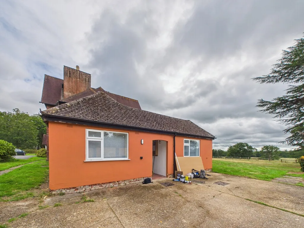 Mayes Lane, Warnham, photo 6