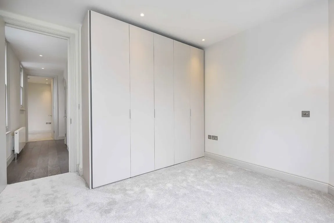 Willcott Road, W3, photo 6