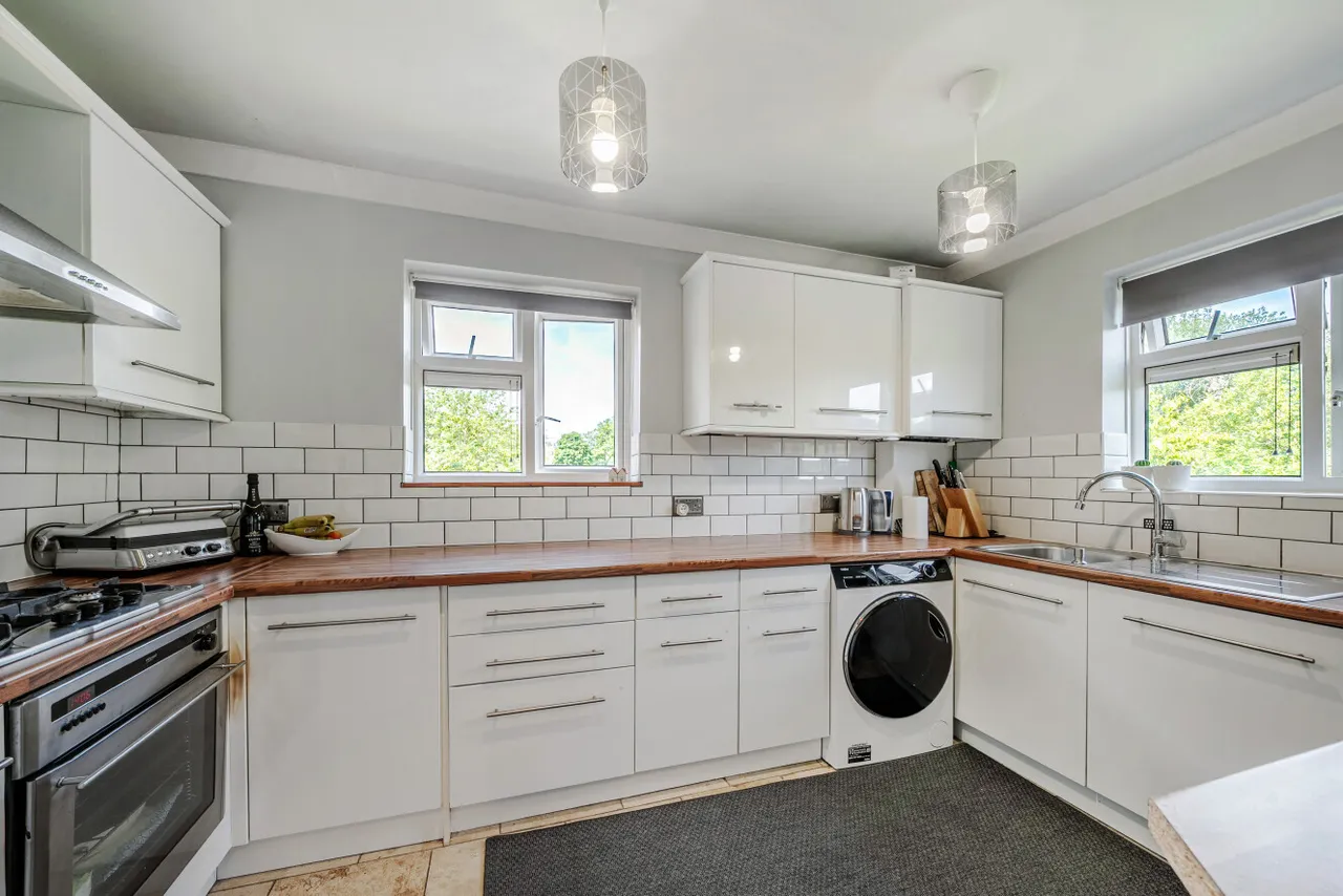 Bromley Road, Shortlands, Bromley, Kent, BR2, photo 2