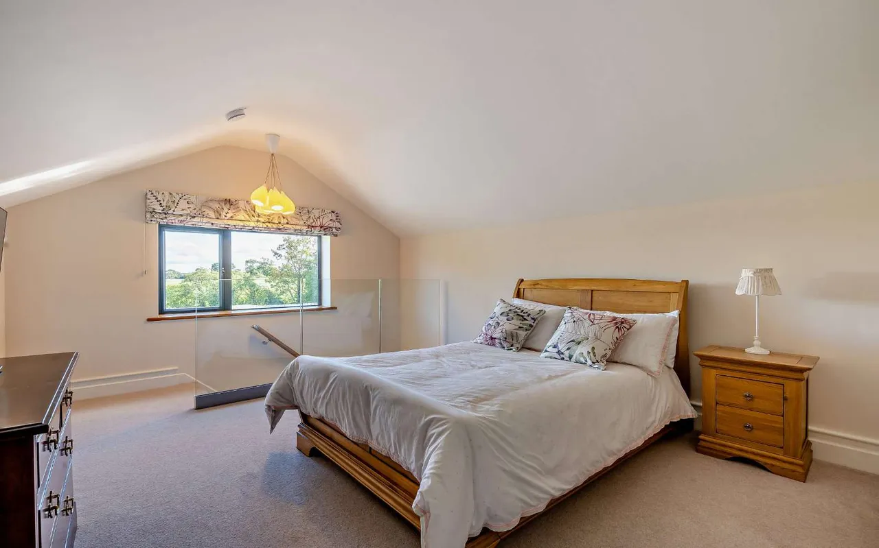 Bryn-Y-Cochin, Ellesmere, SY12, photo 52