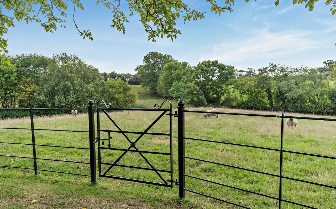 Bryn-Y-Cochin, Ellesmere, SY12, photo 36