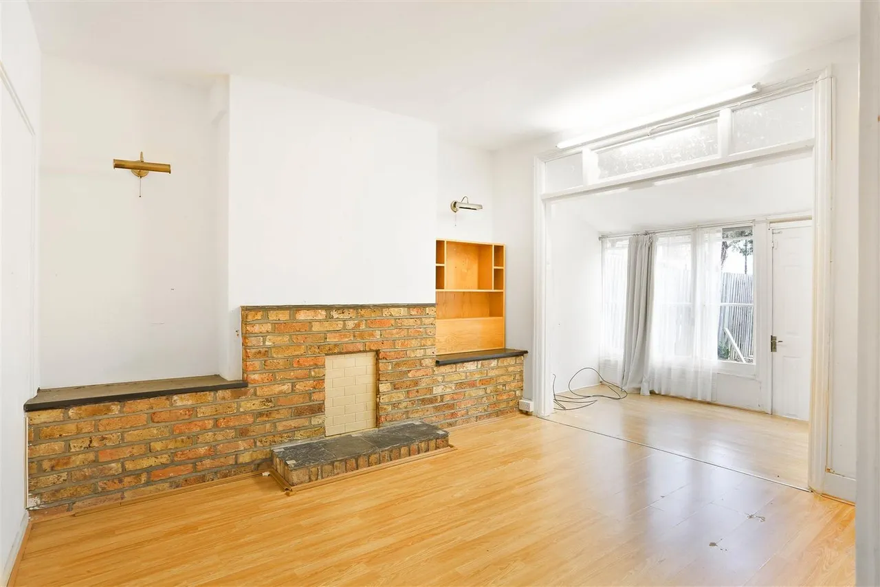 Cobham Avenue, New Malden, KT3 6EP, photo 3