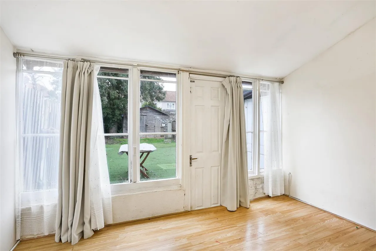 Cobham Avenue, New Malden, KT3 6EP, photo 8