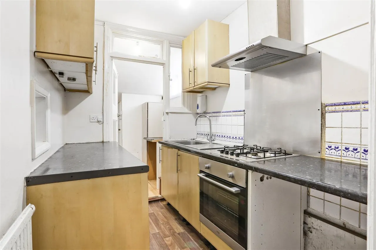 Cobham Avenue, New Malden, KT3 6EP, photo 4