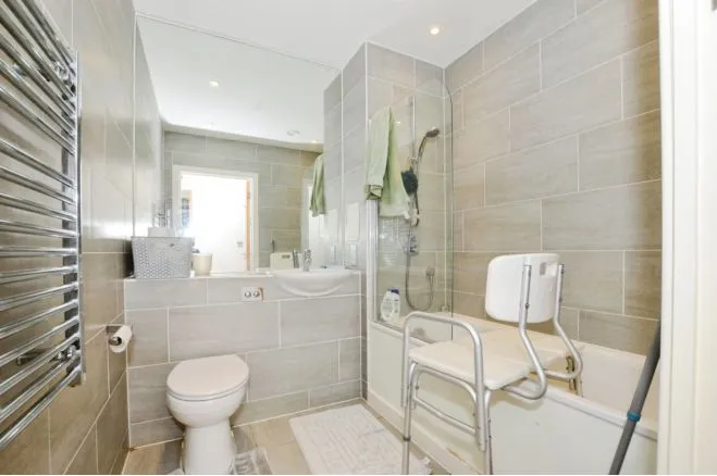 Matthews Close, Wembley, HA9, photo 18