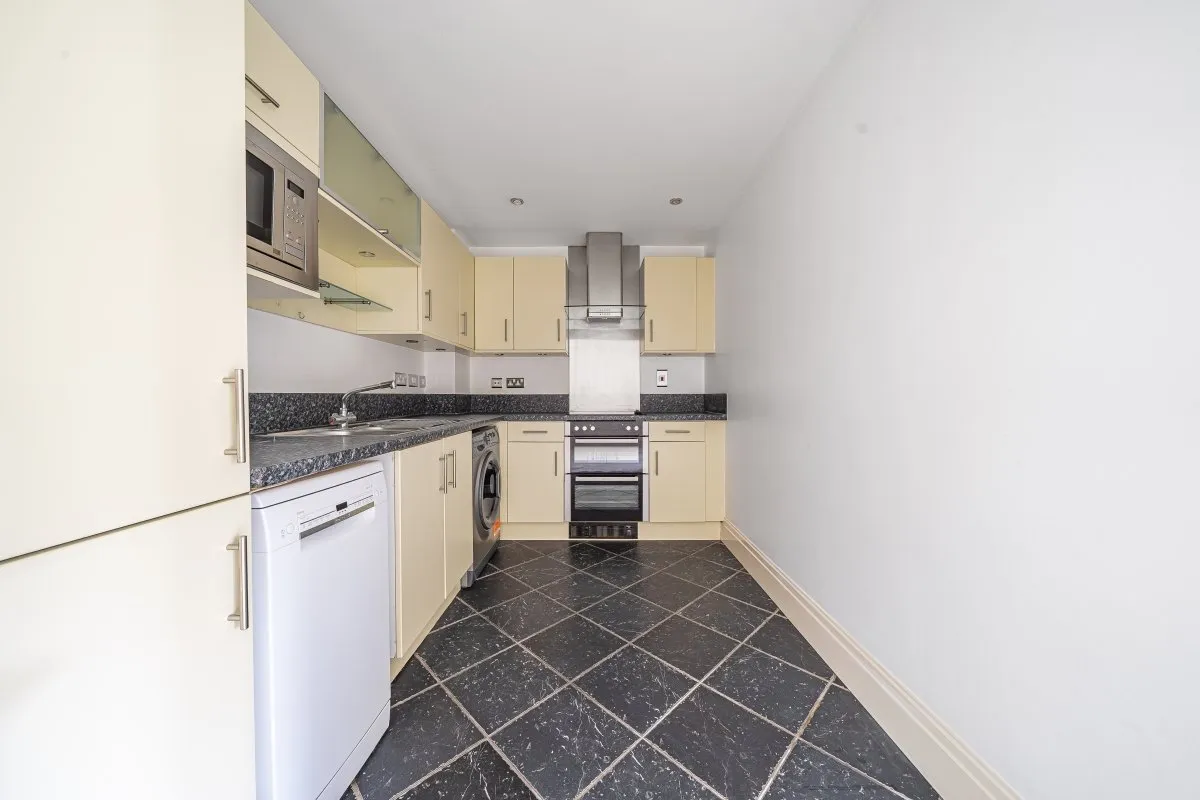 Royal Quarter, Seven Kings Way, Kingston upon Thames, KT2, photo 5