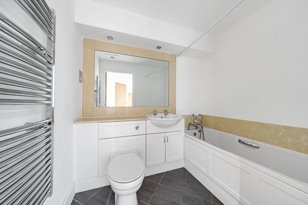Royal Quarter, Seven Kings Way, Kingston upon Thames, KT2, photo 8