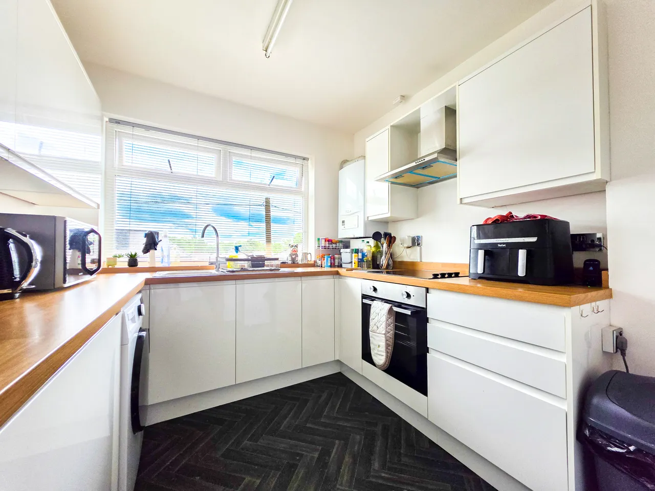 Wellington Court, Bolton Road, Bury, BL8 2PP, photo 5