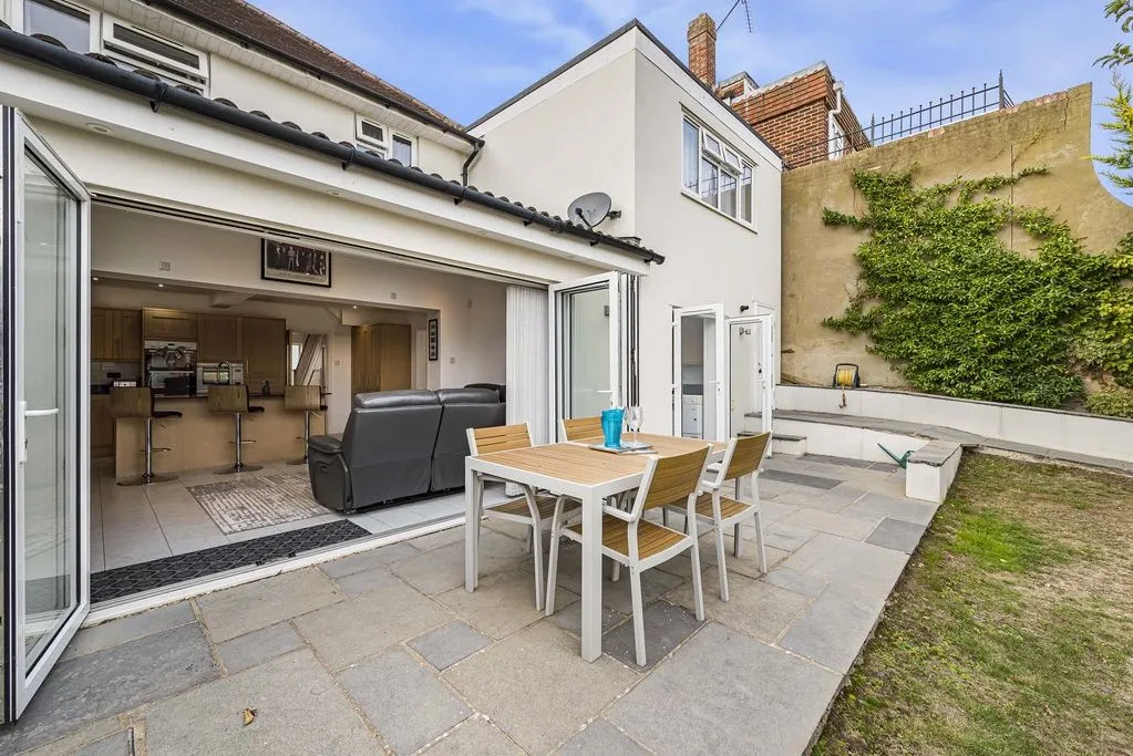 Glenhurst Avenue, Bexley, DA5, photo 29