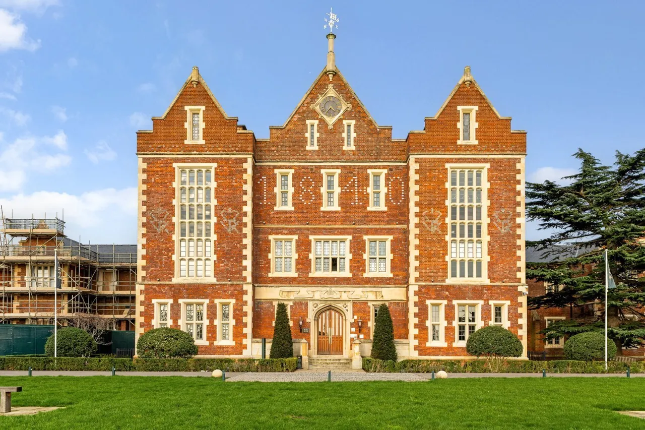 Holt Gardens, London, SW17, photo 15