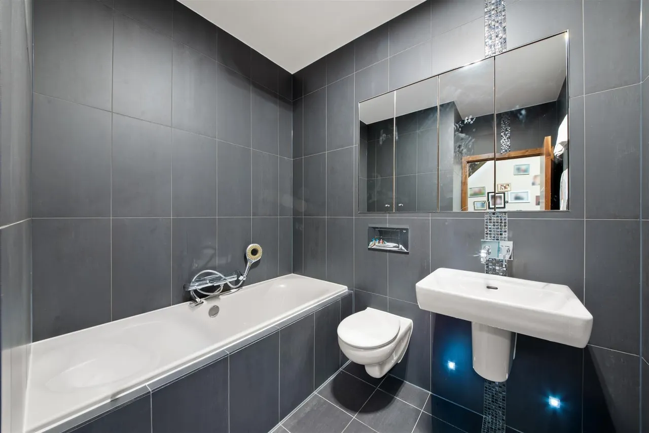 Kings Mill Way, Denham, photo 15