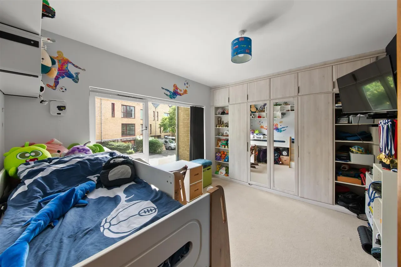 Kings Mill Way, Denham, photo 13