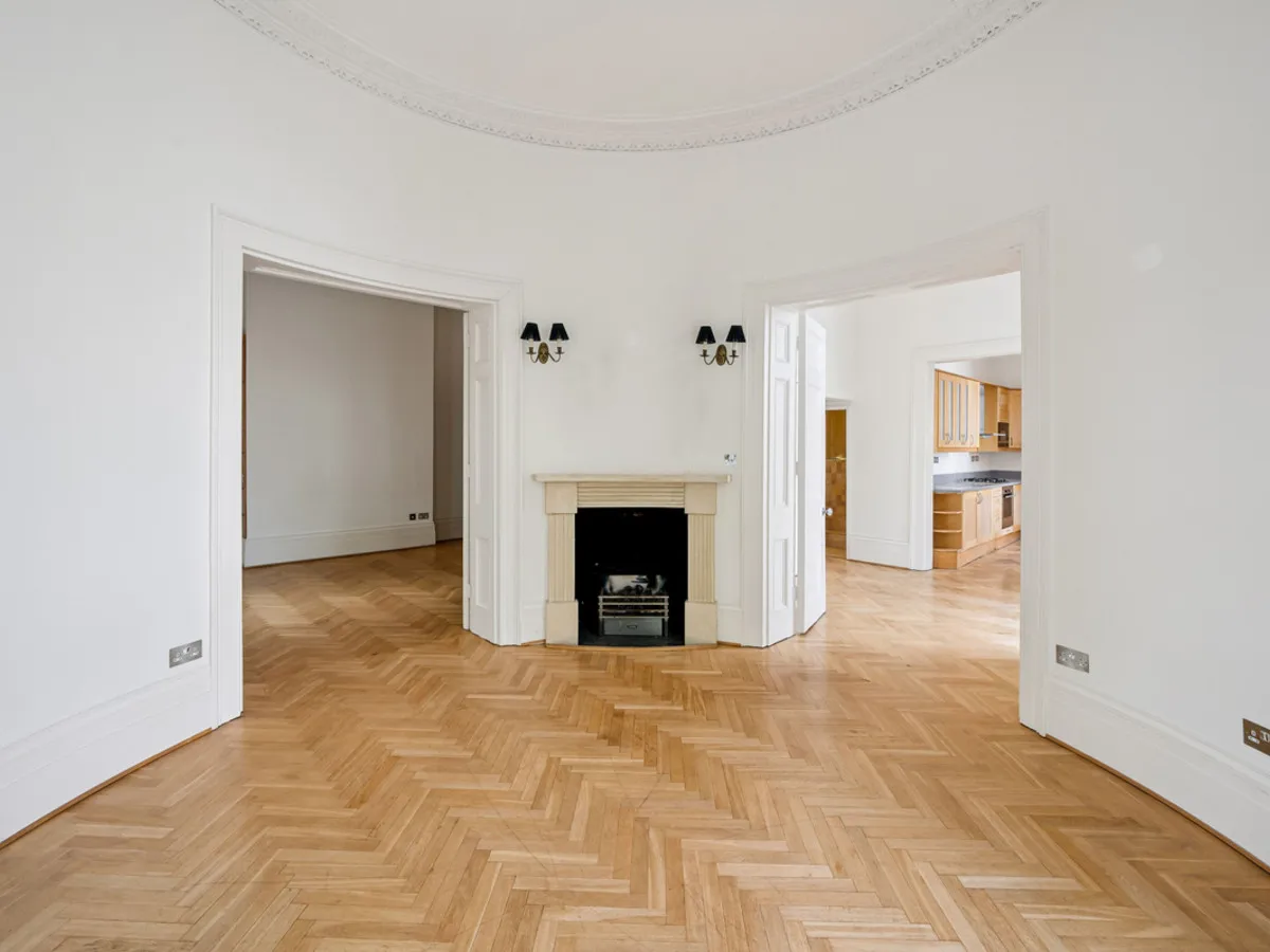 Holland Park Avenue, London, W11, photo 3