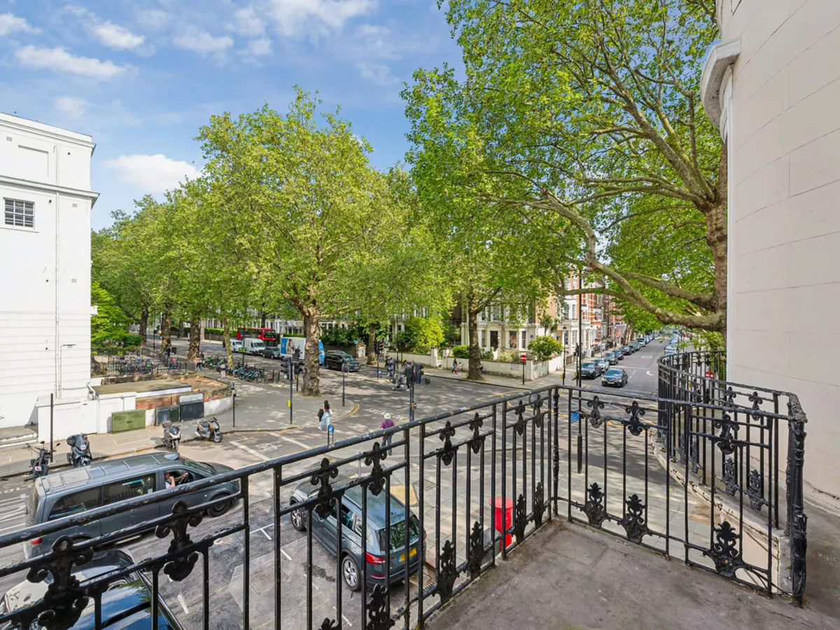 Holland Park Avenue, London, W11, photo 7