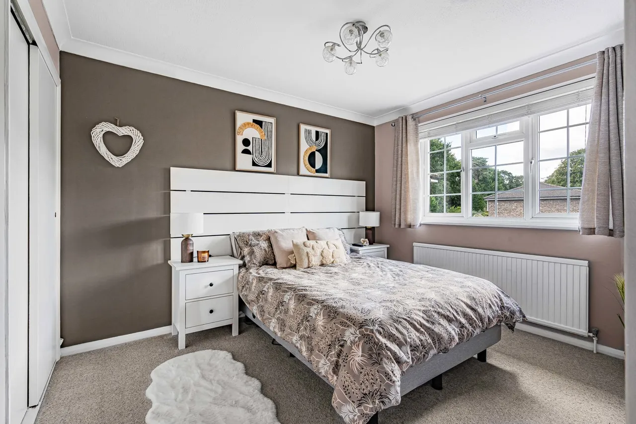East Gardens, Woking, GU22, photo 20