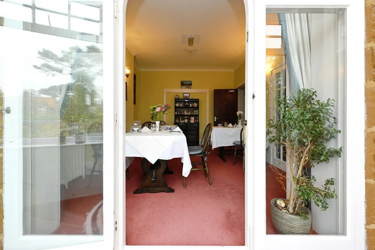 Boston Square, Hunstanton, Norfolk, PE36, photo 4