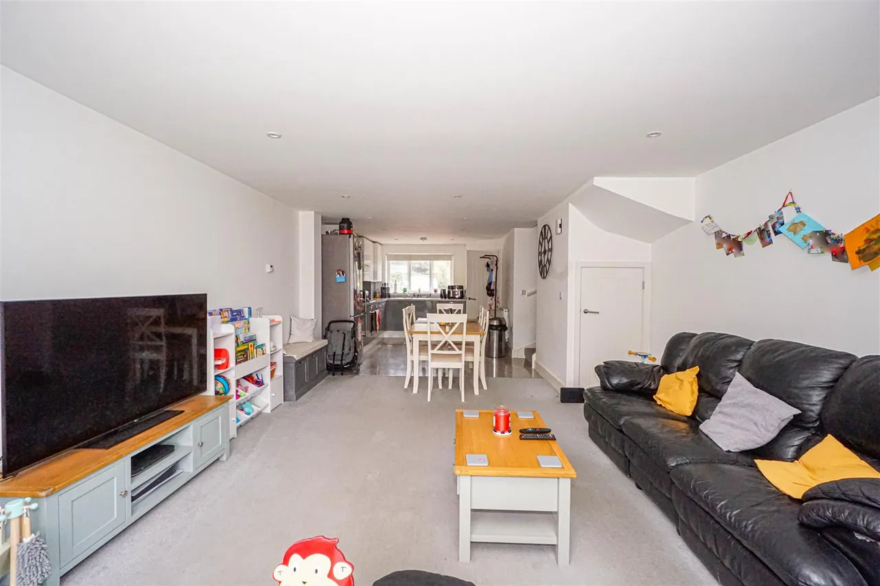 Little Acres Way, Hastings, photo 15